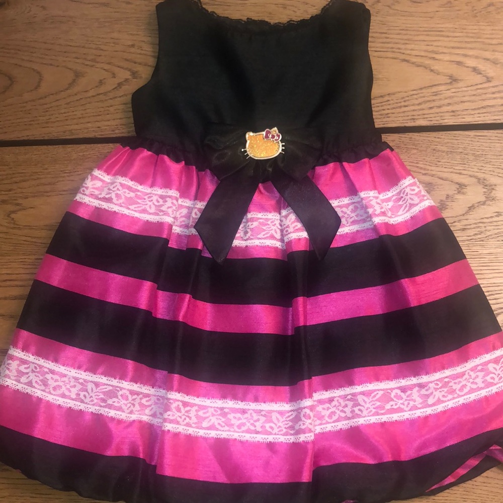 Hello Kitty Girls accent dress